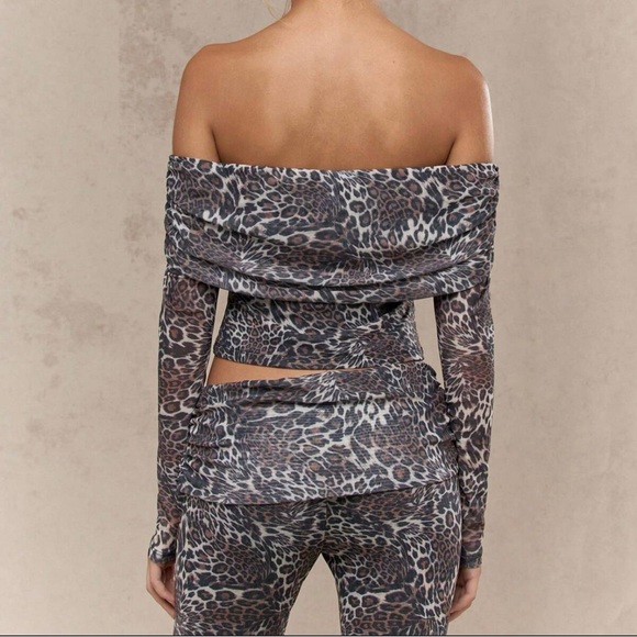 Missguided Tops - Missguided Leopard Print Ruched Off Shoulder Long Sleeve Bardot Top Women’s Sz M